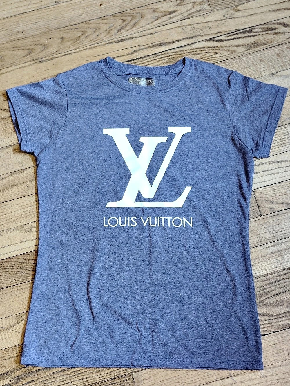 Graphic Short Sleeve Tee in Purple